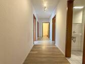 Eingangsbereich - 3 Zimmer Etagenwohnung zur Miete in Leverkusen