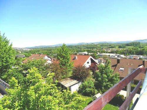 Fernsicht - 3 Zimmer Etagenwohnung zur Miete in Neckartailfingen