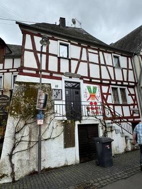 Wohnhaus - Hotel, Pension, Gasthof in Enkirch