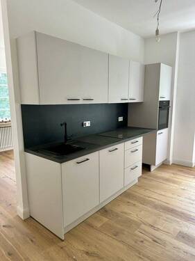 Bild 3 - 5 Zimmer Etagenwohnung in Bad Homburg