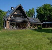 Fachwerkromantik trifft Luxus Landhaus mit Schwimmhalle und Traumgarten - Dortmund Brechten