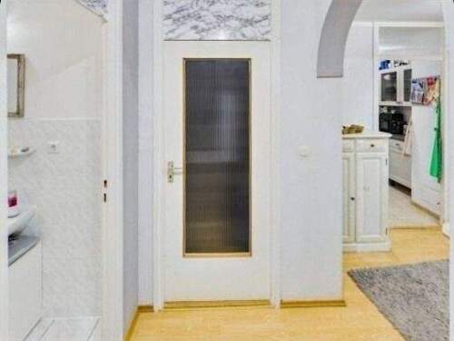 Eingangsbereich - Etagenwohnung mit 75,40 m&sup2; in Planegg zum Kaufen