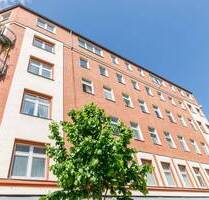 Schlesischer Busch - Helle, großzügige Altbauwohnung mit Balkon zwischen Oberbaumbrücke & Badeschiff - Berlin Kreuzberg