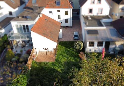 Außenansicht Drohne Gartenseit - Doppelhaushälfte mit 127,00 m&sup2; in Dreieich zum Kaufen
