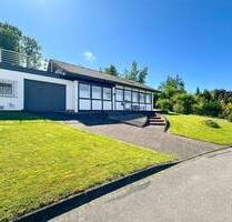 Wohnen am Waldrand Einfamilienhaus mit Garten, Dachterrasse und viel Platz OT Horhausen!