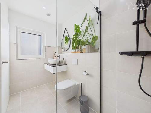 Badezimmer Erdgeschoss - 