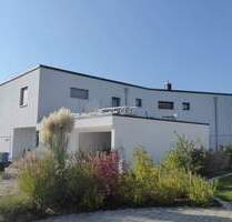 Großzügiges Einfamilienwohnhaus mit Einliegerwohnung in Ortsrandlage! - Sugenheim