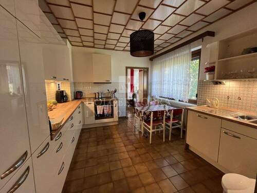 Küche - 7 Zimmer Einfamilienhaus zum Kaufen in Dähre