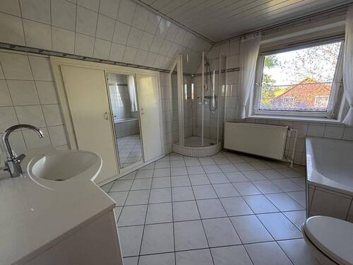 Badezimmer DG - 