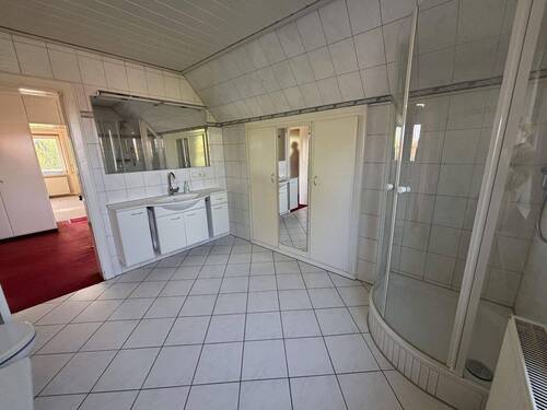 Badezimmer DG - 