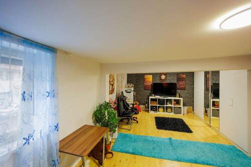 Wohnbereich - 4 Zimmer Einfamilienhaus zum Kaufen in Vaihingen an der Enz