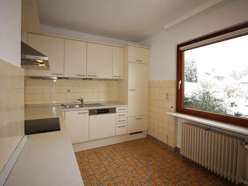 Küche mit Essplatz - 