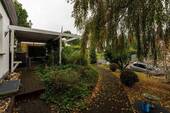 Außenbereich vor Haupteingang - 1 Zimmer Mehrfamilienhaus, Wohnhaus in Möhnesee-Brünsingen
