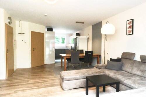 Wohnzimmer - 5 Zimmer Doppelhaushälfte in Wuppertal