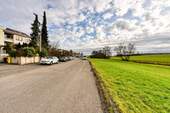Haus & Straße v. Westen - Reihenmittelhaus mit 121,00 m² in Aspach zum Kaufen