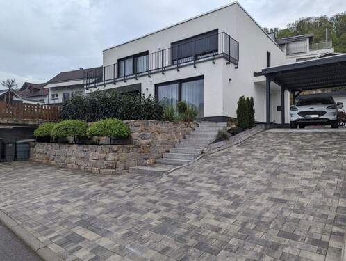 Bild 1 - Exklusives Einfamilienhaus mit Fernblick