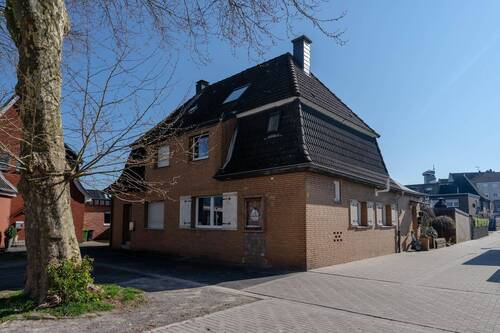 Frontansicht - Doppelhaushälfte in ruhiger und zentraler Lage von Selm