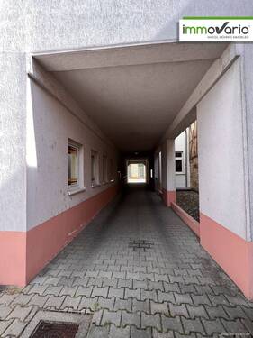 Durchfahrt zum Hof - 