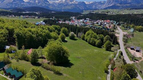 Bild 3 - Mehrfamilienhaus, Wohnhaus in Zabljak