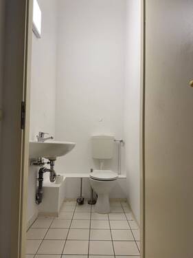 1tes Gäste-WC.jpeg - 