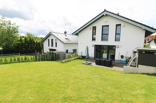 Bild 1 - Moderne, neue DHH mit Garten in Neunkirchen-Seelscheid zu vermieten