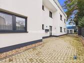 Hauseingang - 3 Zimmer Etagenwohnung zum Kaufen in Düren / Rölsdorf