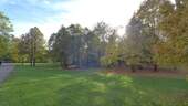 Park vor dem Haus.jpg - 