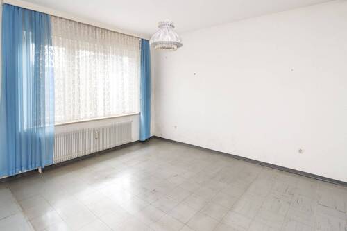 Schlafzimmer EG - 6 Zimmer Einfamilienhaus in Bad Salzuflen