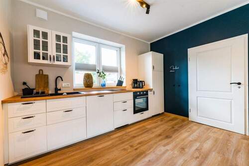 Küche - 6 Zimmer Mehrfamilienhaus, Wohnhaus zum Kaufen in Borkum