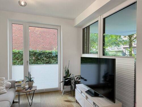 WOHNZIMMER - 