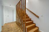 Treppenhaus & Flur (OG) - 