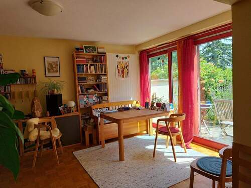 Wohn-/Esszimmer (Großer Raum) - 