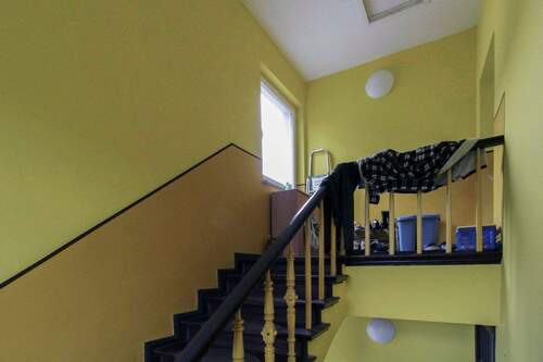 Treppenaufgang 2 - Mehrfamilienhaus, Wohnhaus mit 250,00 m&sup2; in Oranienburg zum Kaufen