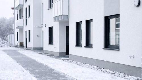 Eingangsbereich_winterlich - 3 Zimmer Etagenwohnung zum Kaufen in Kröpelin