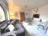 Wohnzimmer - 3 Zimmer Etagenwohnung zum Kaufen in Nickenich