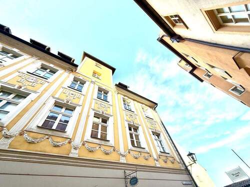 Ihr Haus von der Weiße-Hahnen-Gasse gen Historische Wurstkuchl & Donau - Etagenwohnung mit 30,00 m&sup2; in Regensburg zum Kaufen
