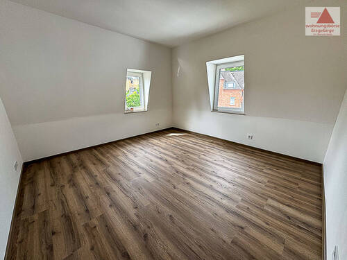 Kinderzimmer 1 - Etagenwohnung mit 132,10 m&sup2; in Schneeberg zur Miete
