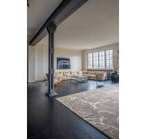 STADTFLUCHT: Atemberaubendes Loft mit Design-Interieur in zentraler Lage - Berlin Wedding STADTFLUCHT: Atemberaubendes Loft mit Design-Interieur in zentraler Lage - Berlin Wedding
