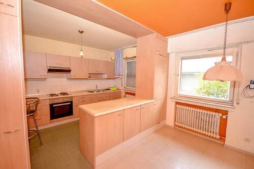 Küche - 5 Zimmer Mehrfamilienhaus, Wohnhaus in Brühl