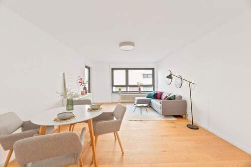 Wohn und Esszimmer - 