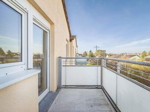 Balkon 2 - 3 Zimmer Etagenwohnung zum Kaufen in Rheinstetten / Forchheim