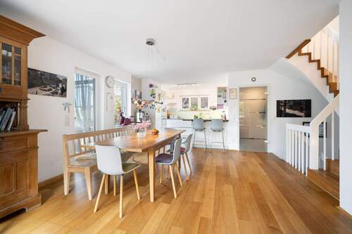 Wohnen/Essen - 5 Zimmer Doppelhaushälfte in Baierbrunn