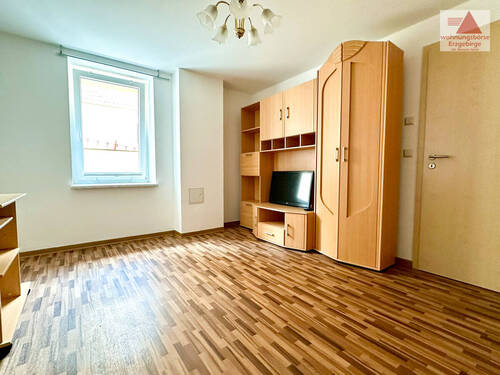 Wohnzimmer - 2 Zimmer Etagenwohnung zur Miete in Thum / Jahnsbach