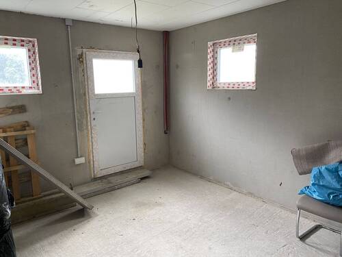 Keller mit Zugang zum Garten - 