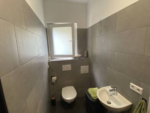 Fenster im Gäste-WC - 