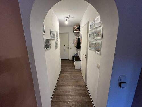 Flur - Etagenwohnung mit 92,00 m&sup2; in Herzogenrath zum Kaufen