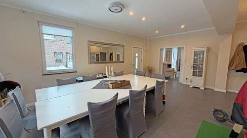 Esszimmer Erdgeschoss - 8 Zimmer Einfamilienhaus zum Kaufen in Hünxe