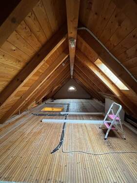 Spitzboden HausJPG - 