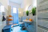 Badezimmer I Erdgeschoss - 