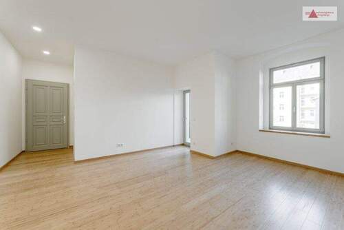 Wohnzimmer - 1- Monat Mietfrei - Ihr einzigartiges zu Hause- hochwertig sanierte 3,5-Raum-Komfortwohnung